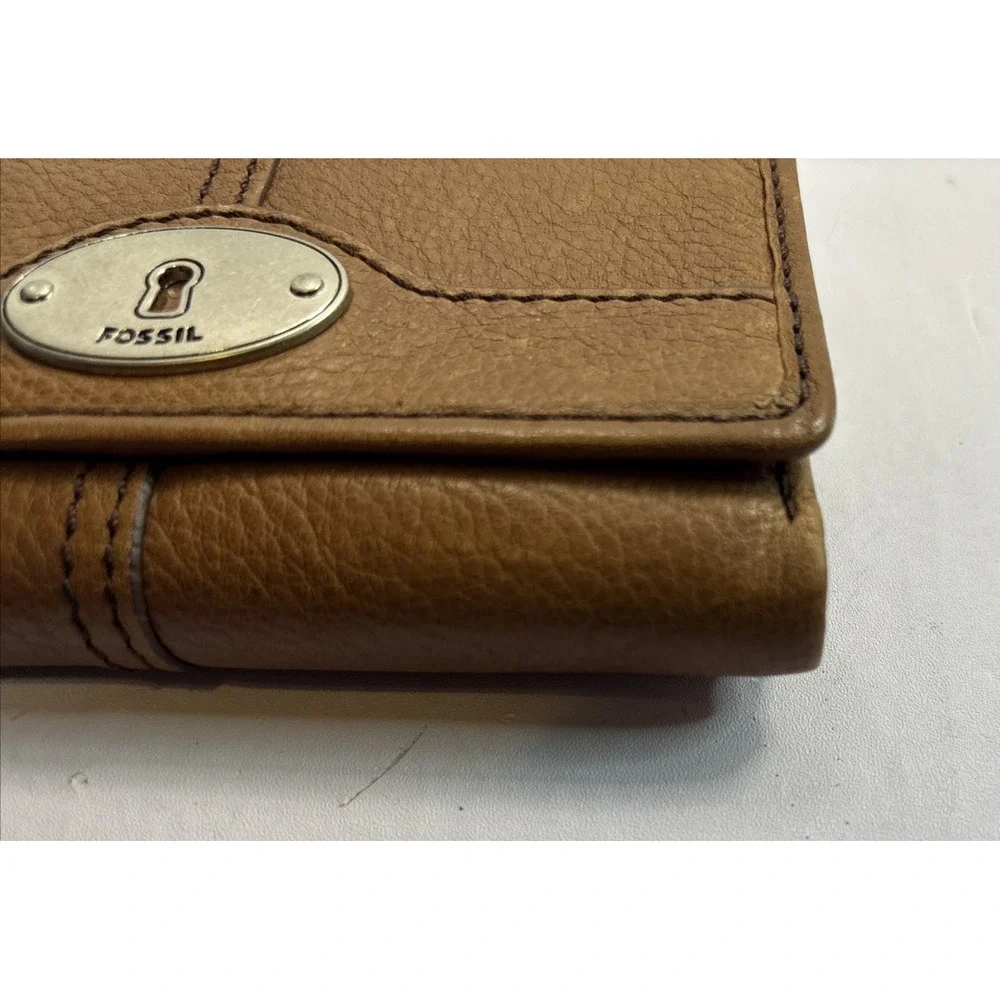 Fossil Wallet Brown Leather Quadfold Solid‎ Credit Card Holder Wallet Key